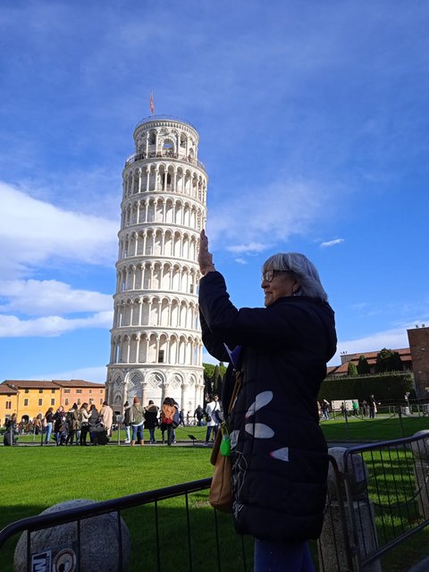 TREN A PISA, CATEDRAL Y PASEO NOCTURNO POR FLORENCIA. - Florencia y Pisa 2021 con niños (4)