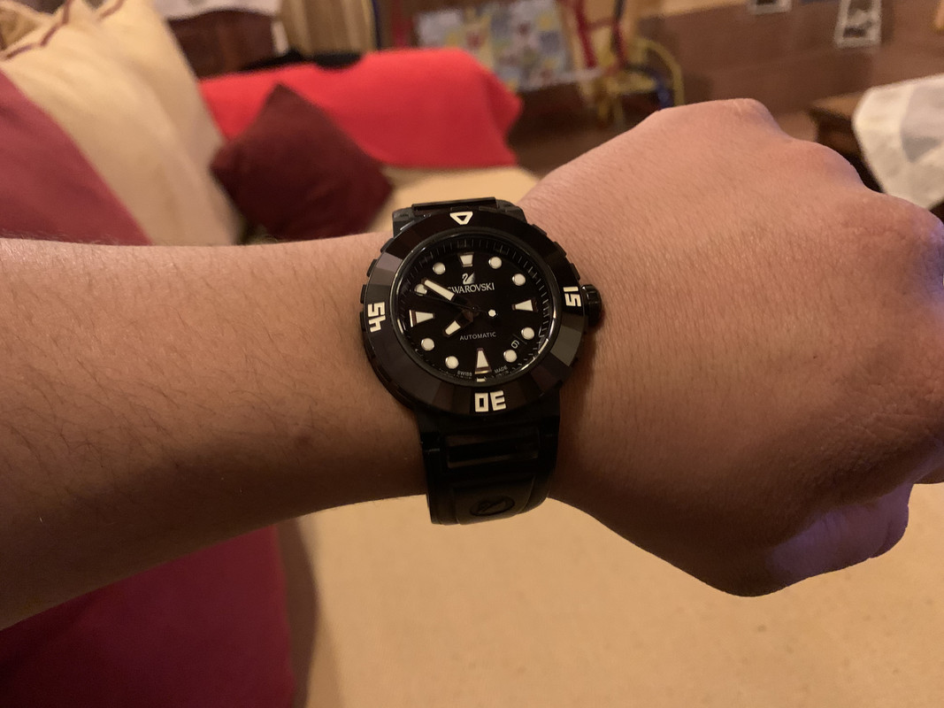 69415D8B-0F3D-491C-A878-BD5628E94C72