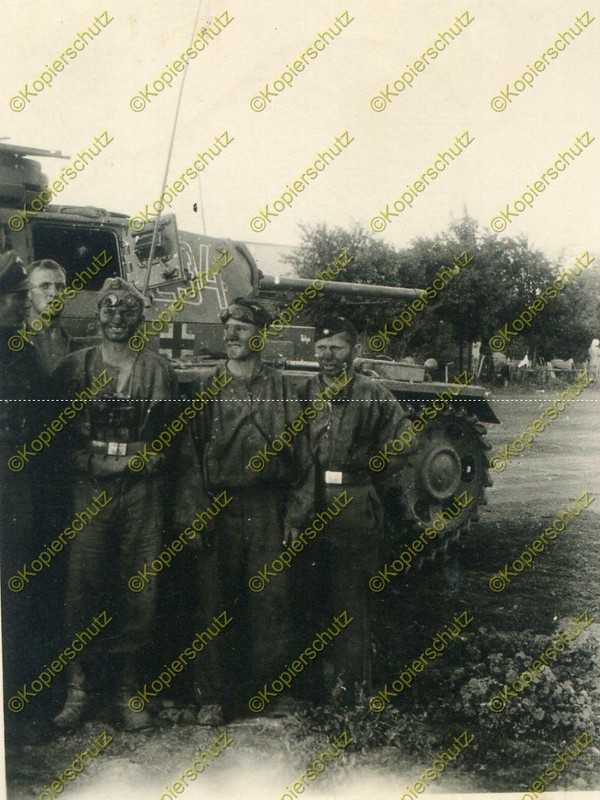 Foto, 2.Panzer-Regiment 2 (Reich), Besatzung Gritzner nach dem K