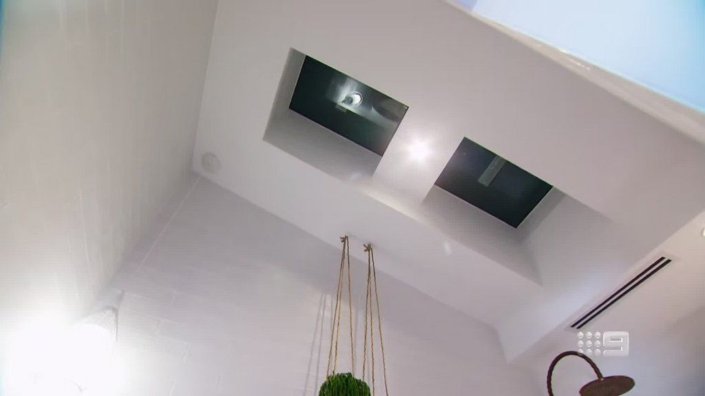 [Image: e04zmotsa5d6.jpg]