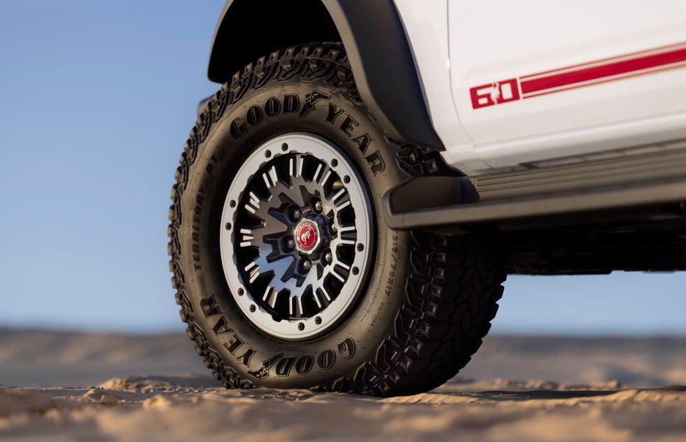 bronco-60th-anniversary-package-07-688d8551196ab.jpg