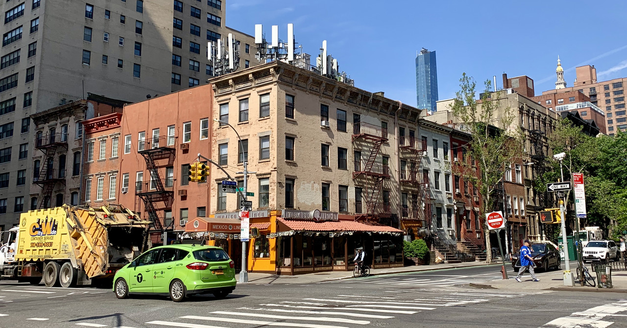 1C2F49A9-BD90-4C2D-A9E0-C118B3330701