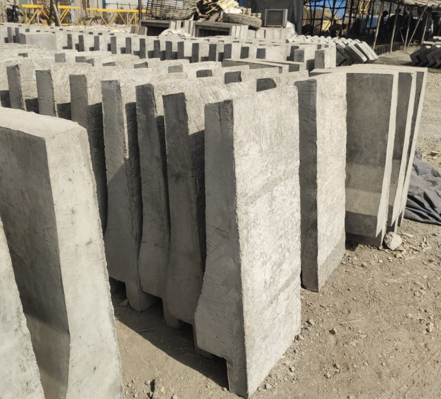 Outdoor Gray RCC Kerb Stone