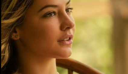 Sexy Girl With Brown Hair Proudly Showing Her Boobs.