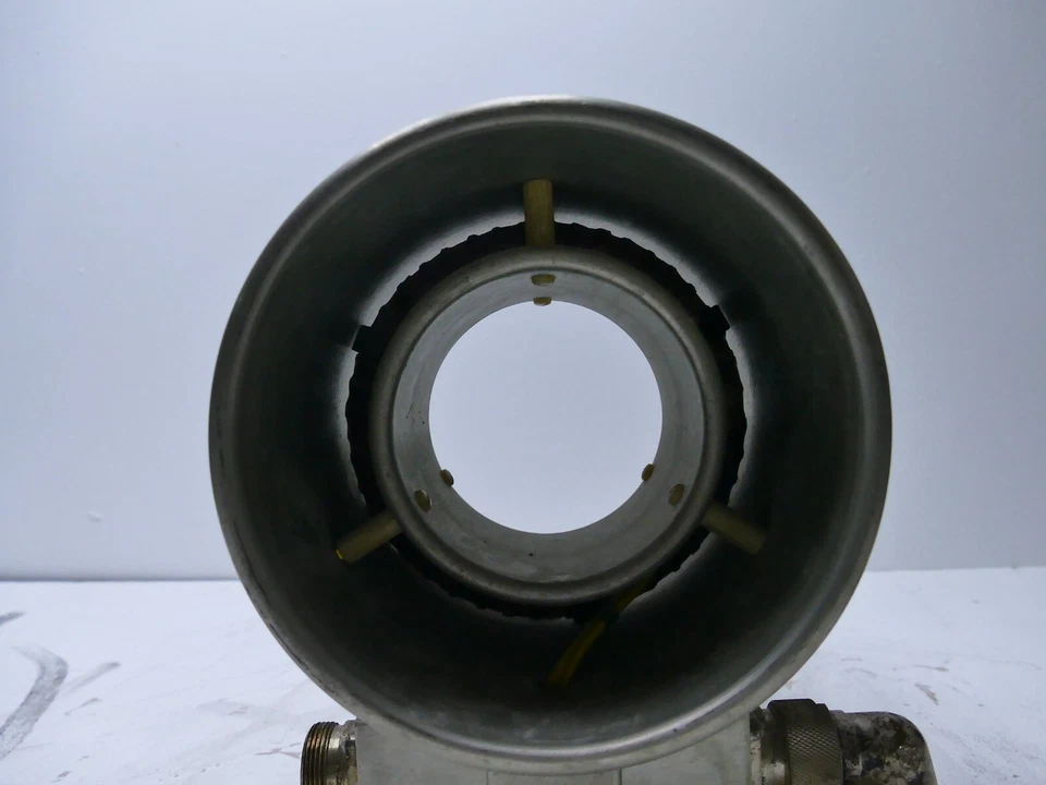 Hochleistungs Röhrenhalter 50 kW 200 Ohm Anschlüsse Detail