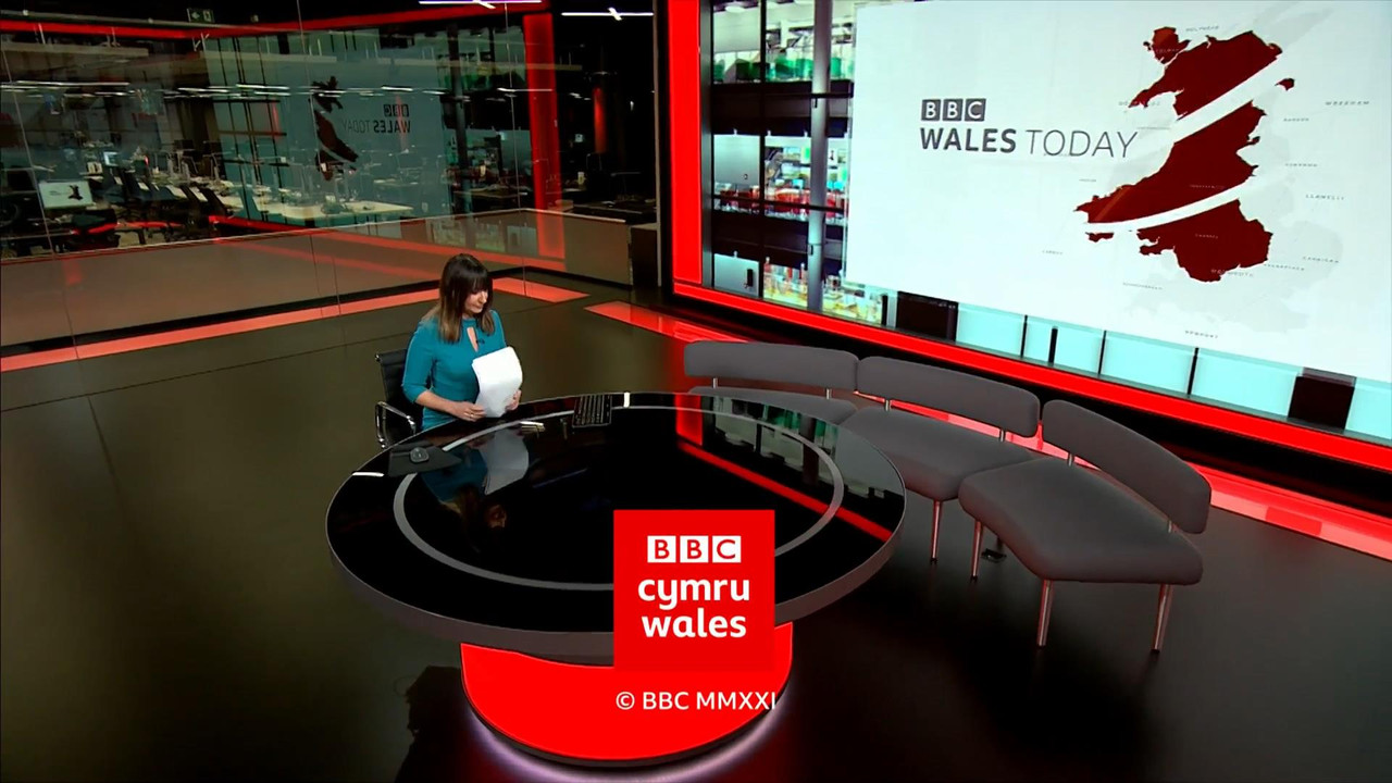 01.07 - 18.30.00 - Bbc Wales Today. News And Weather From Bbc Wales. ...-1.m4v_snapshot_29.44_[2021.