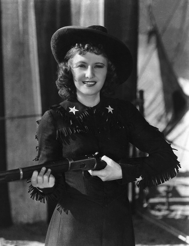 barbara_stanwyck_d08