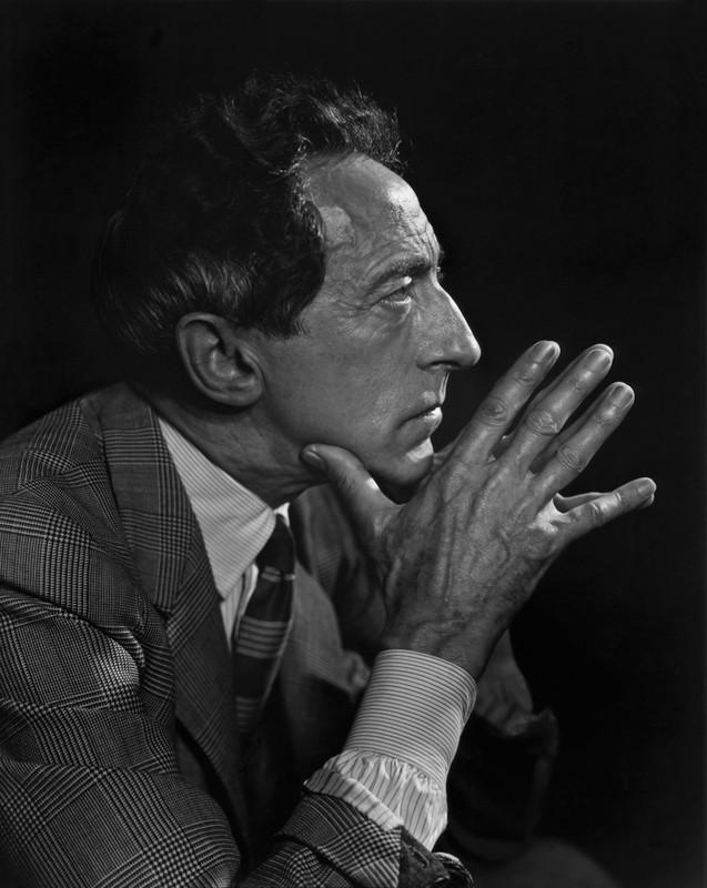 Yousuf-Karsh-Jean-Cocteau-1949-1561x1960