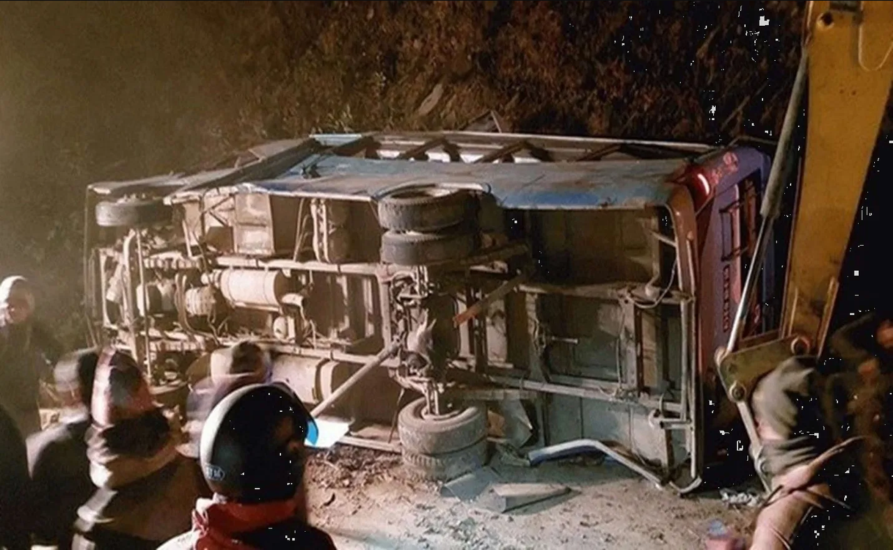 Nepal está de luto, mueren 14 personas en un trágico accidente camino a una boda