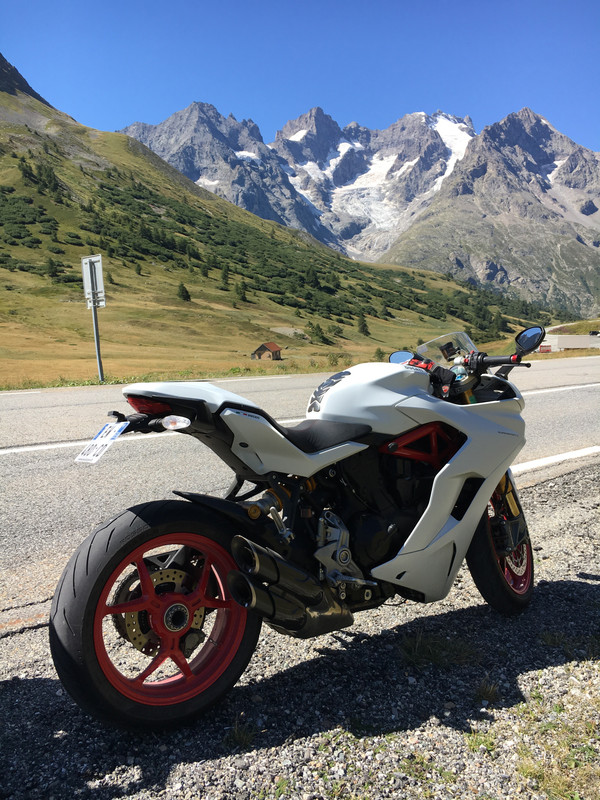 51DE5133-845B-41FC-B1A7-570D12926DD6