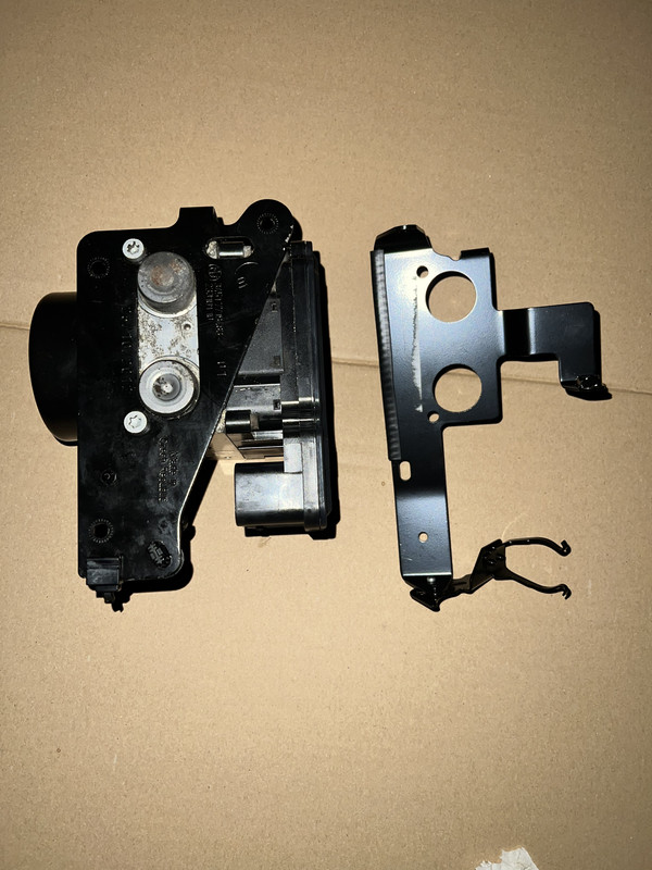 C96E690A-252C-4868-8AFD-25E2BF1E34F1