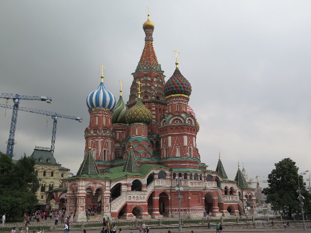 RUSIA LOW COST: Una semana entre S. Petersburgo y Moscú - Blogs de Rusia - DIA 5: Llegada a Moscú en el Flecha Roja y pateada por el centro. (3)