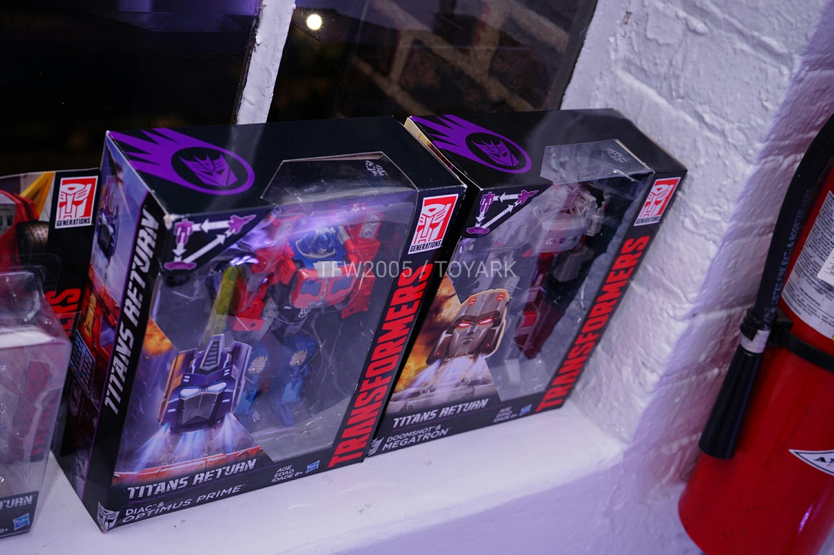 NYCC2016-Titans-Return-086