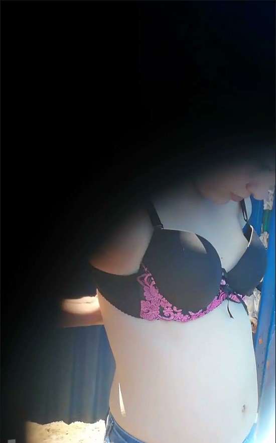 [Image: Voyeur17675075223.jpg]