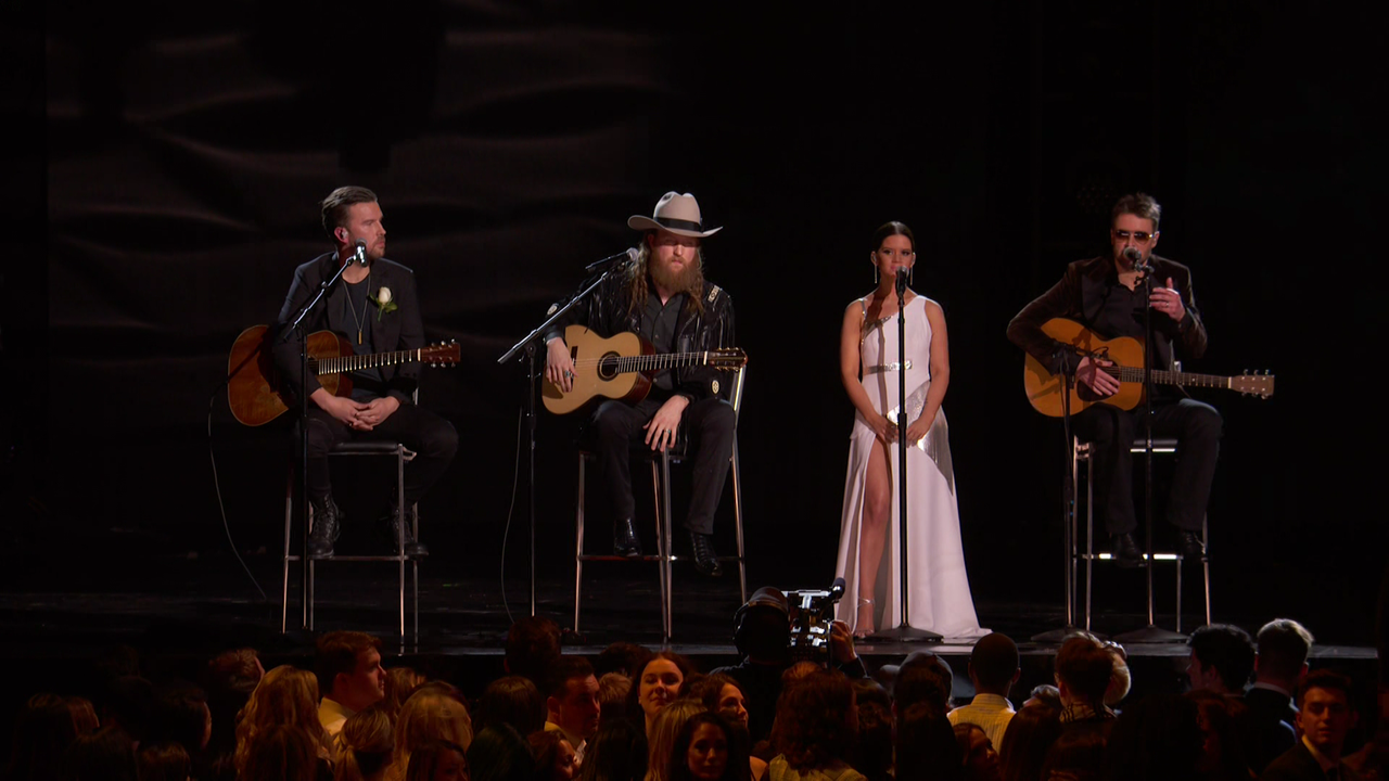 12.Eric Church,Maren Morris & Brothers Osborne - Tears in Heaven