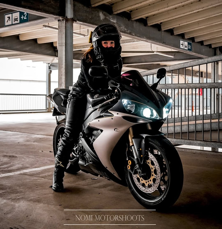 GG bikergirls489ᴏɴ ᴛʜᴇ ʀᴏᴀᴅ ᴡɪᴛʜ bikerchicks zh nomifotografie