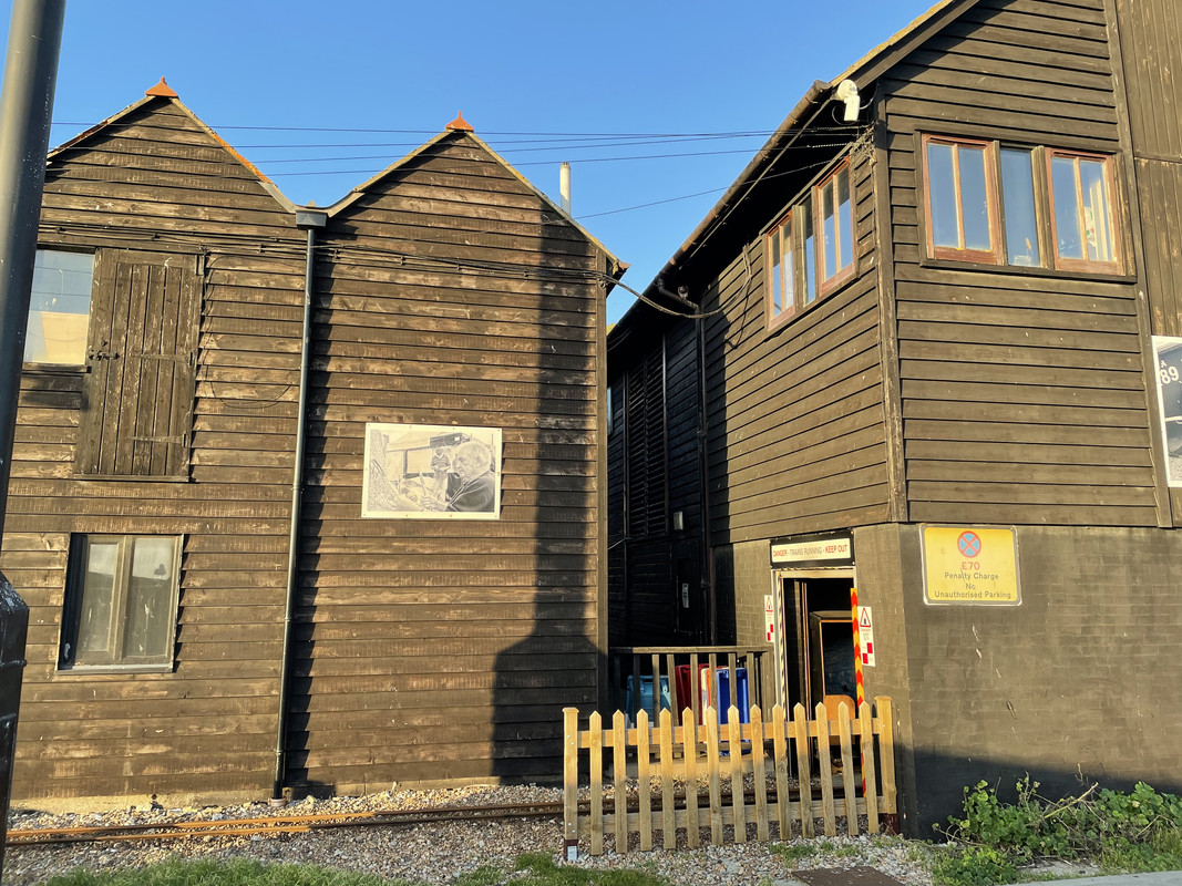 DE4E9B38-A010-4EA0-BA9D-71E9CAE82931