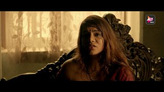 [Image: Apharan-2018-S01-HOTCUTS720p-mp4-snapsho...-56-05.jpg]