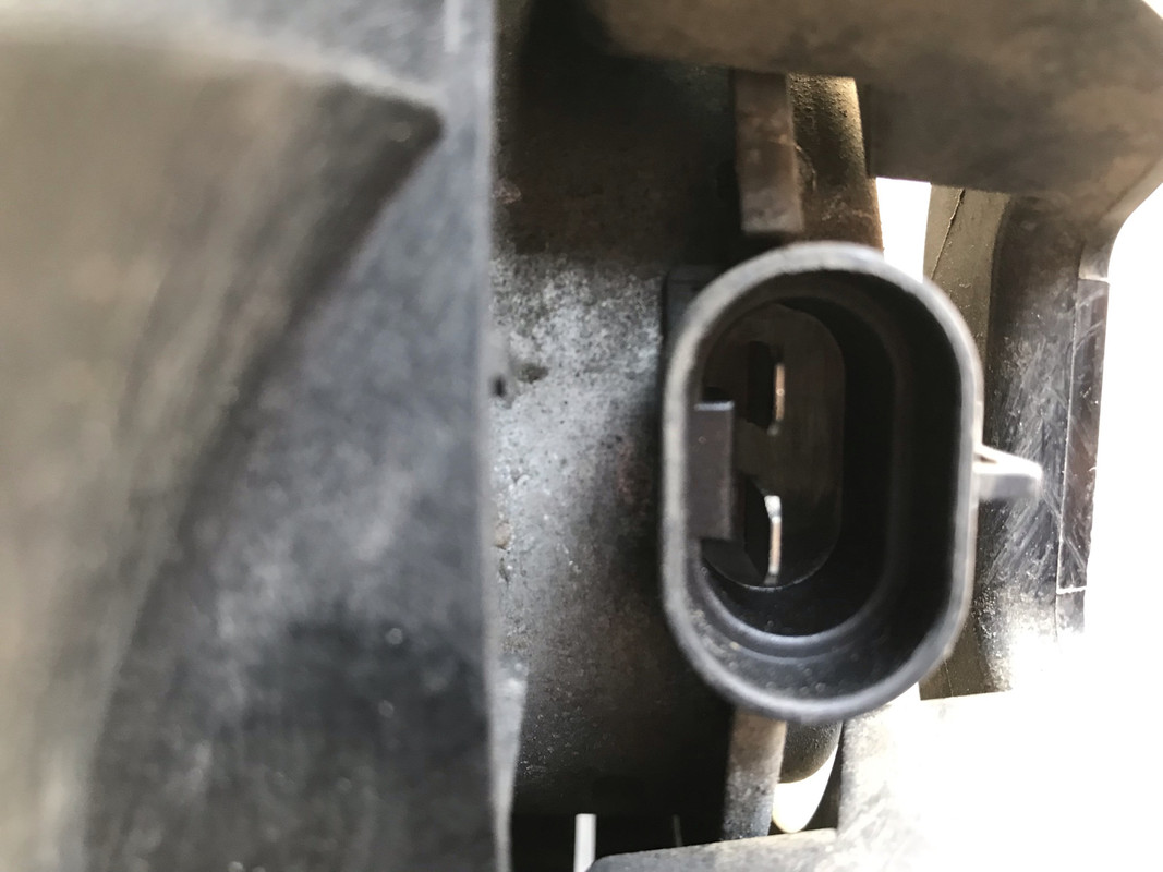 2B850F9D-04E1-47D1-840C-BAB1BC1625C1