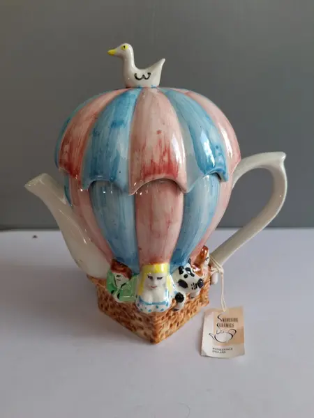 teapot-hot-air-balloon.webp