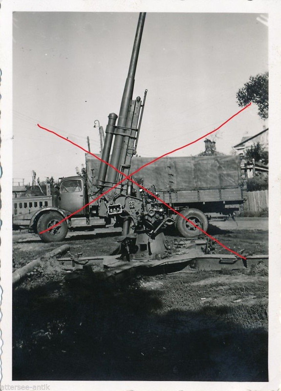 Henschel LKW Lastwagen mit 8.8 cm Flak Geschütz 