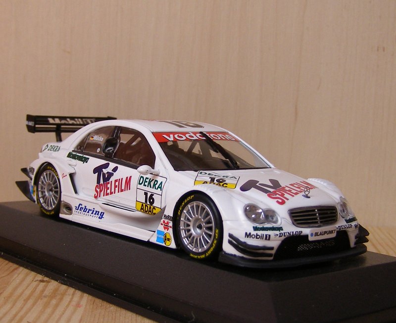 Mercedes C-klass DTM 2005 Mucke (9)