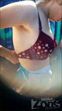 [Image: Voyeur37565130501.jpg]
