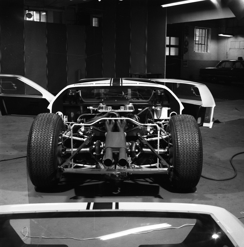 138116-68FordGTNYDetailsApril1964