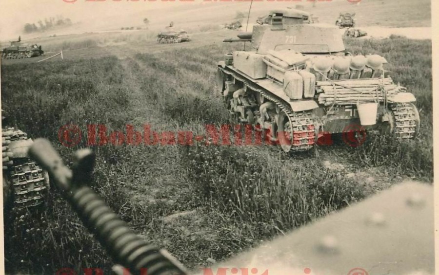 Фотографии из альбома немецкого танкиста 6 Pz.Div (6)