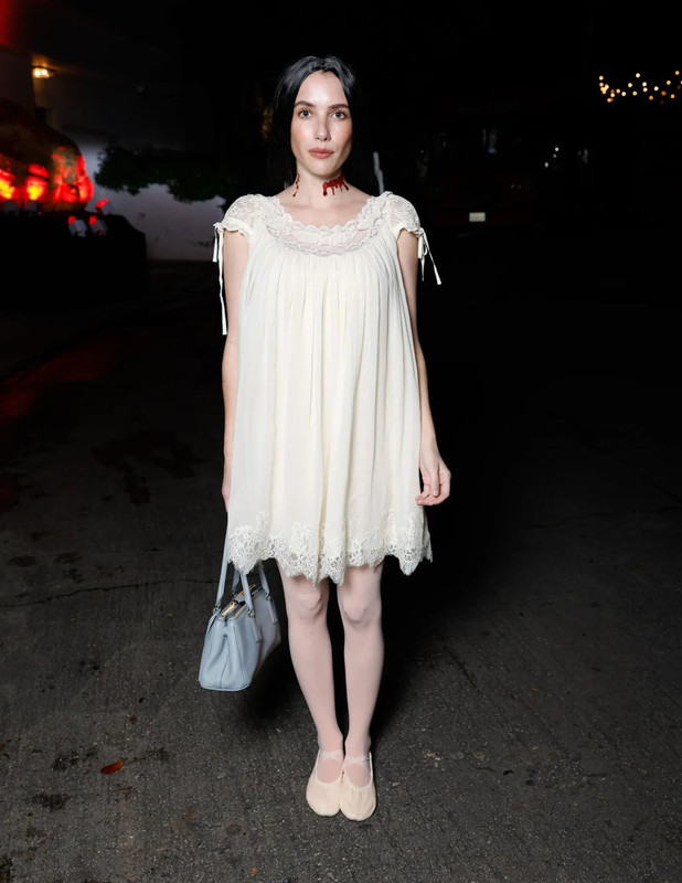 emma-roberts-in-white-dress-at-halloween-party-2025-in-la-1.jpg