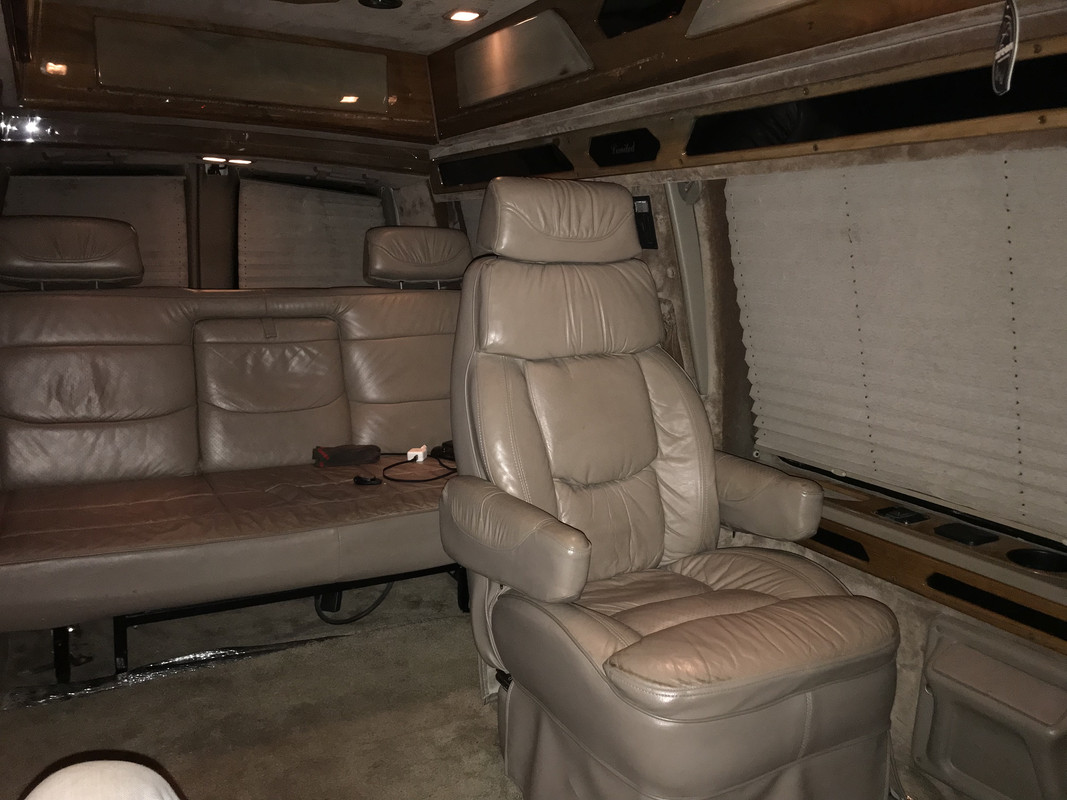 E32A478E-81BB-4916-9748-EFE77C8BDC9F