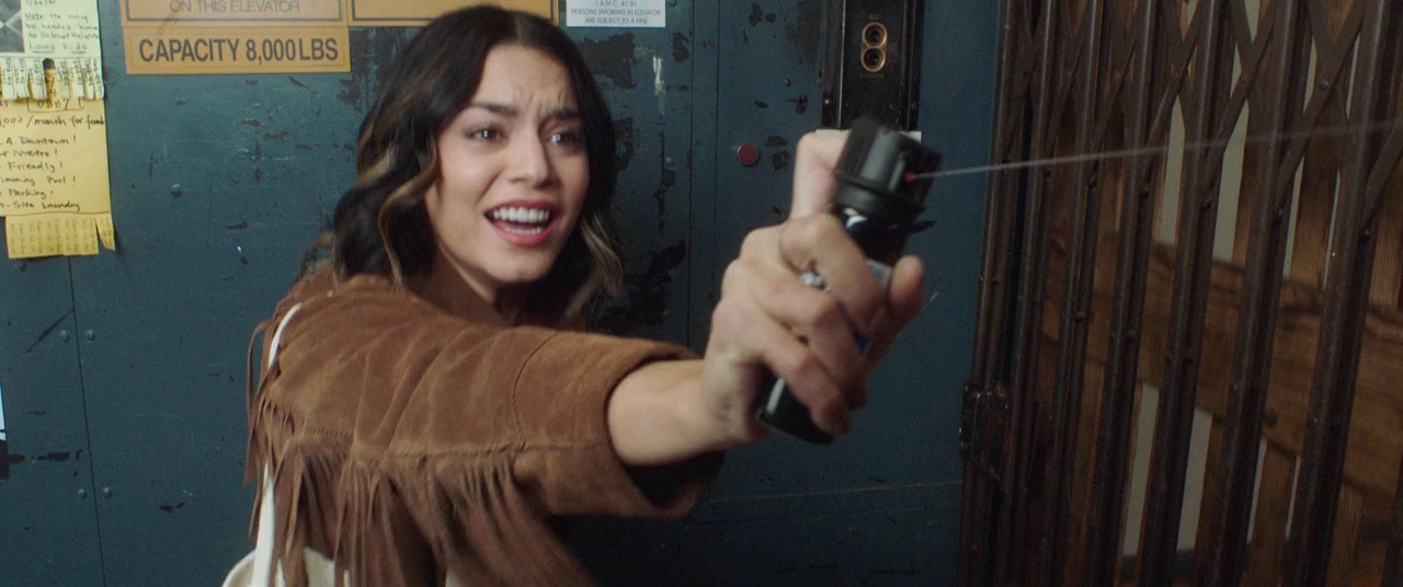 Dog.Days.2018.iTA-ENG.MP3-AAC.720p.BluRay.x264-BG.mp4_snapshot_0