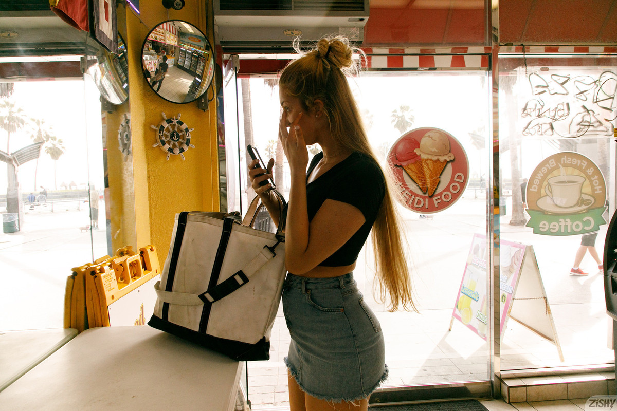 full_030_1044589101105842