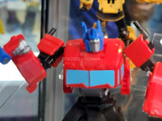 Transformers-Earth-Spark-Toys-Reveal-24