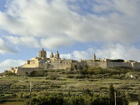 [Linked Image from i.postimg.cc]