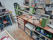 Lathe with tool rest