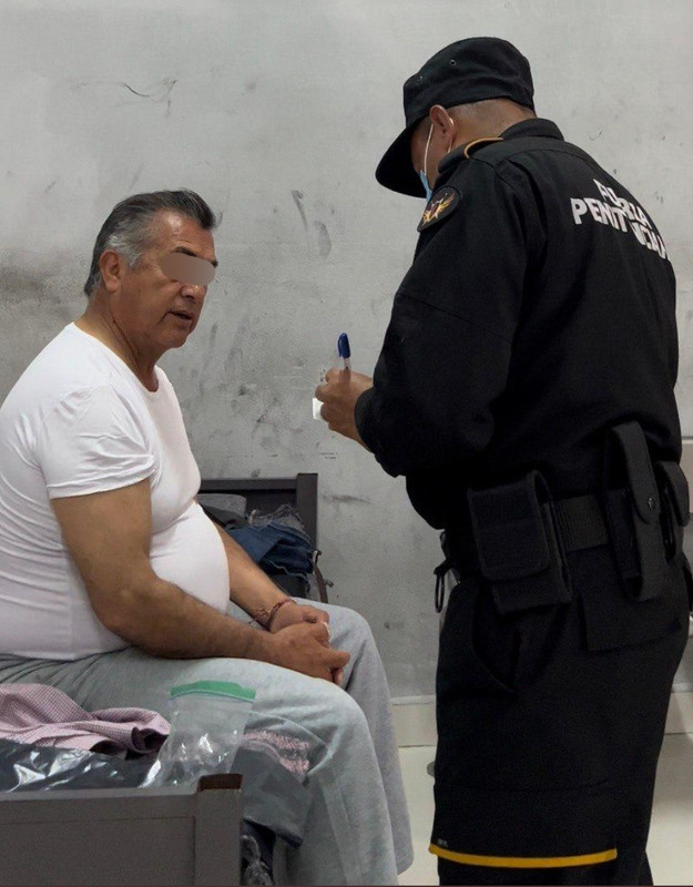 Obtiene amparo ‘El Bronco’ tras ser detenido