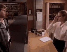 library-keyboard.gif