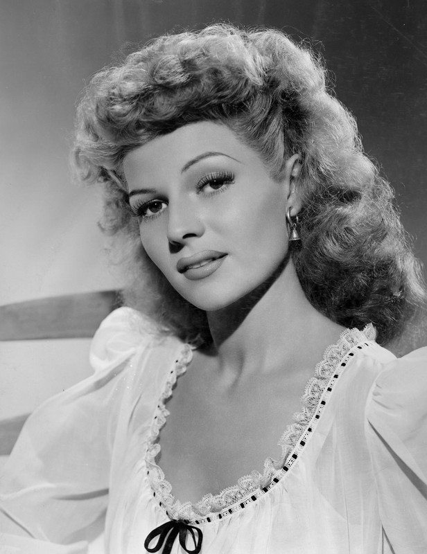 rita_hayworth_h15