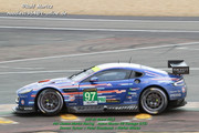 24 HEURES DU MANS YEAR BY YEAR PART SIX 2010 - 2019 - Page 19 2013-LM-97-Darren-Turner-Peter-Dumbreck-Stefan-M-cke-014