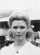 Lee-Remick-d74