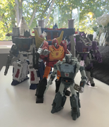Studio-Series-Commander-Ultra-Magnus-8