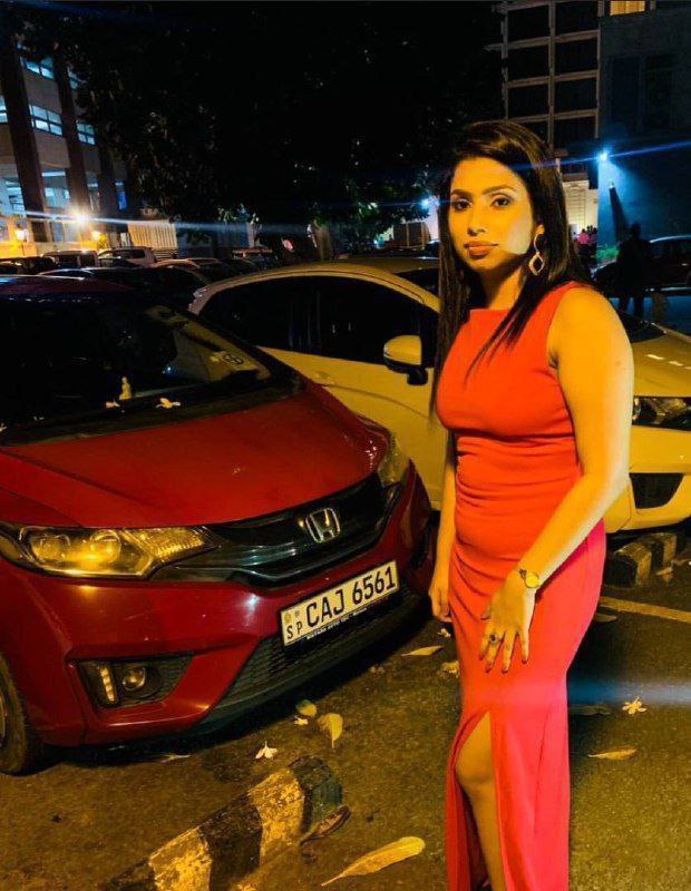 photo 6334836419985083657 x