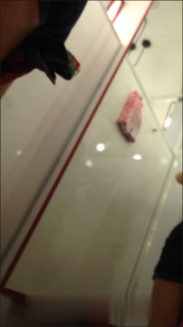 [Image: Voyeur13885085329.jpg]