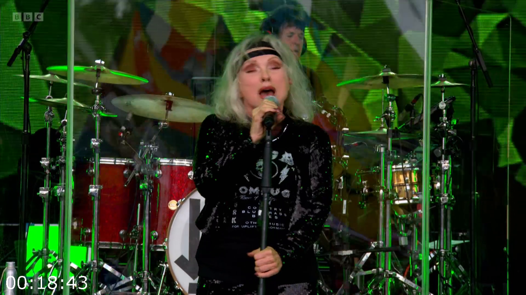 [Image: 7lbrjx3tk4x5.png]