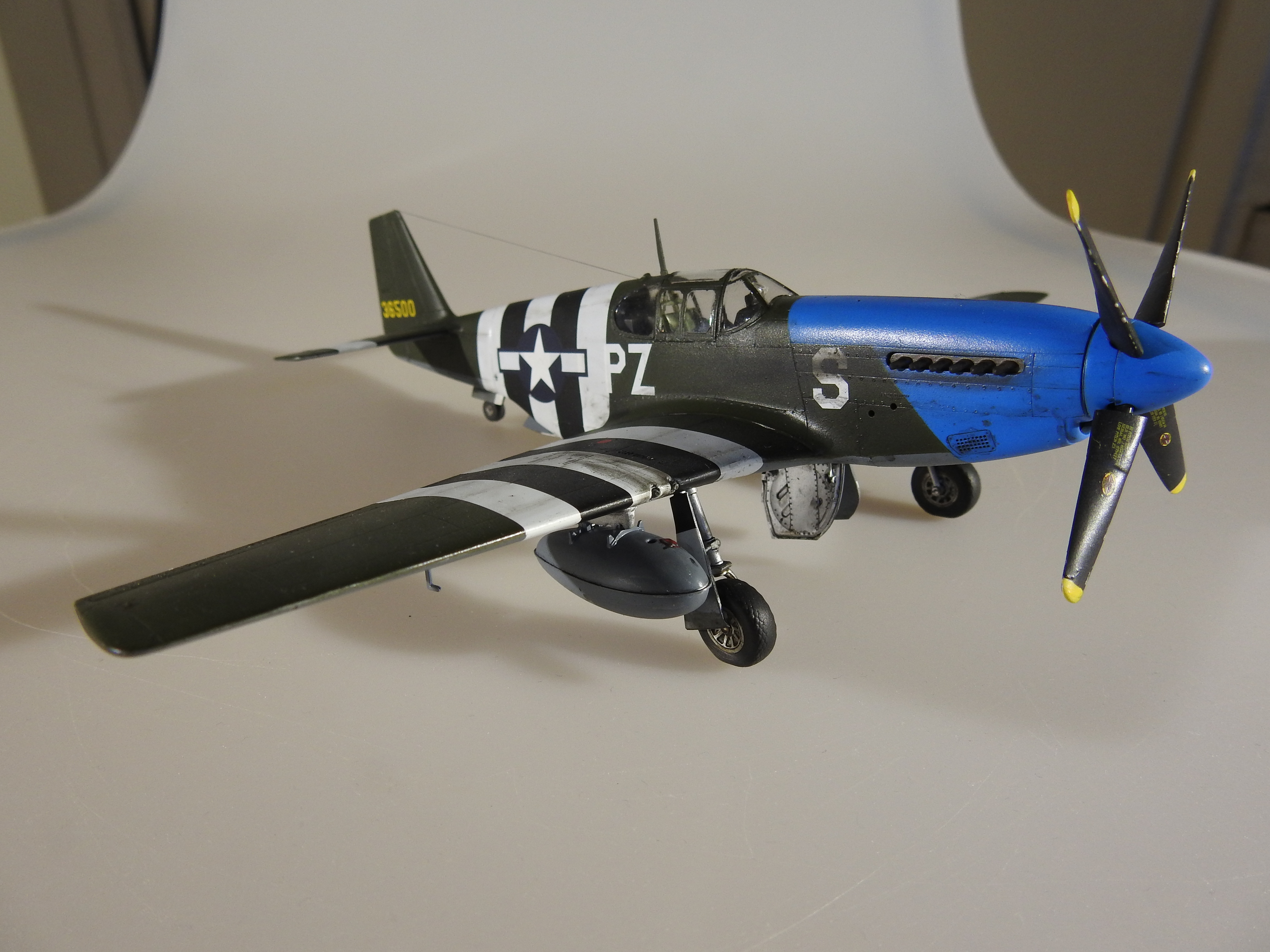 P-51B Academy 1:48 - Klar DSCN9038