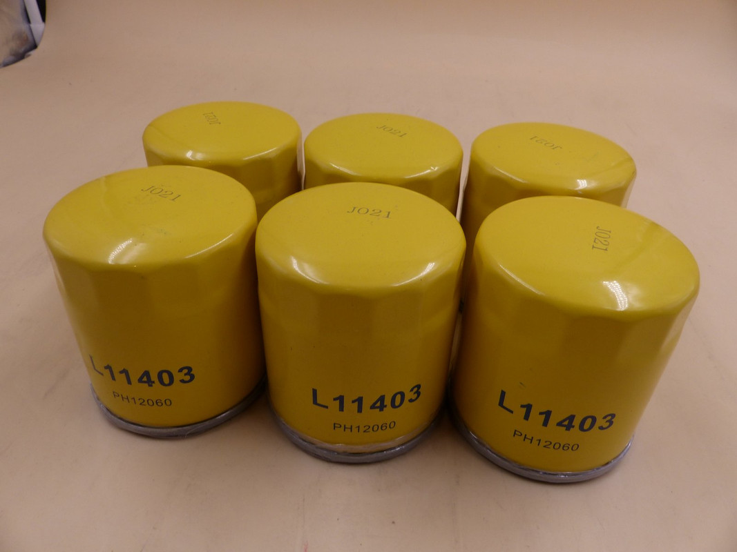 LOT OF 6 L11403 OIL FILTERS FOR PH12060