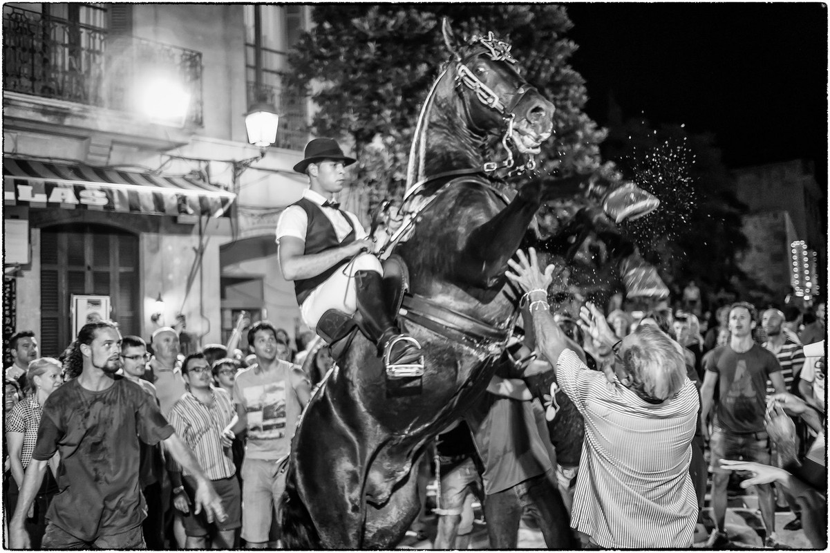 blacknwhite-mallorca-spain.jpg