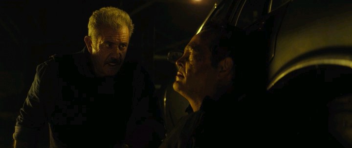 Dragged.Across.Concrete.Poliziotti.Al.Limite.2018.iTALiAN.BDRiP.AC3.XviD.avi_snapshot_02.06.47.399