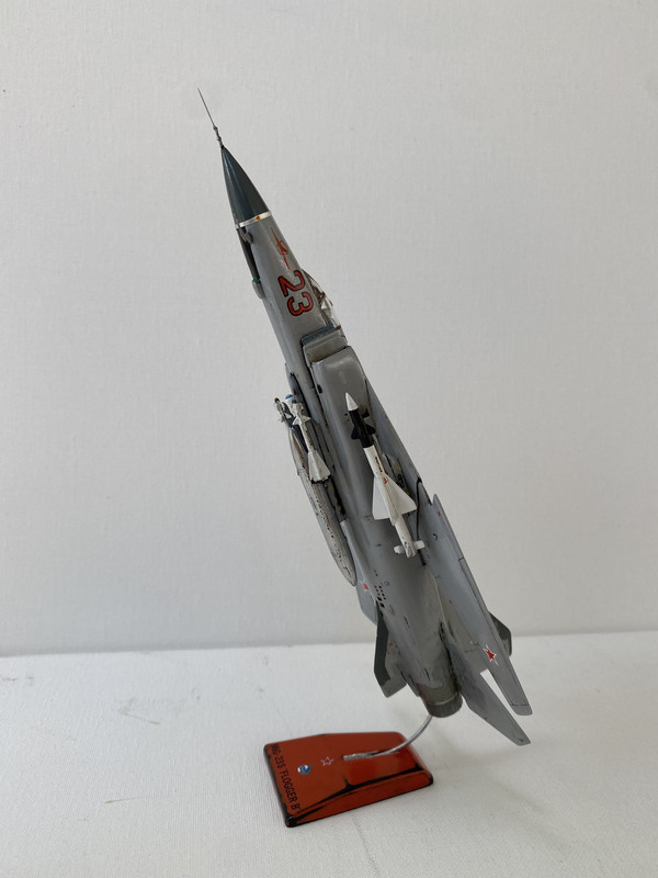 38F179F0-AE03-47D6-9BF2-A6FCB088AD5D